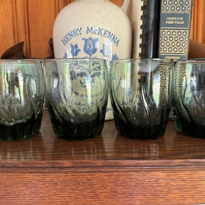 Anchor Hocking Green Swirl Rocks Glasses - Set of 4