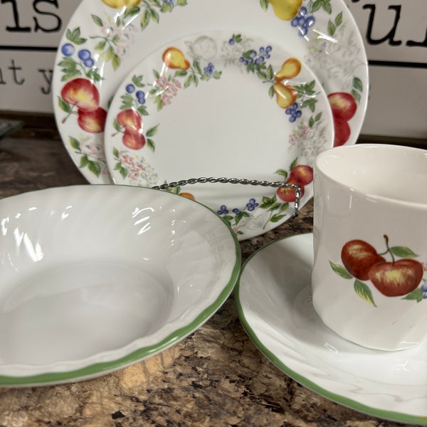 Corning Corelle Chutney Dinnerware Set Fruits Floral Swirl Pattern Corning Chutney Farmhouse Complete Service for 4 Set of 20