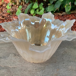 Vintage Hand Blown Murano Style Glass Candy Dish Iridescent Ivory White Swirl Alabaster Pattern Floral Design Bowl #C1