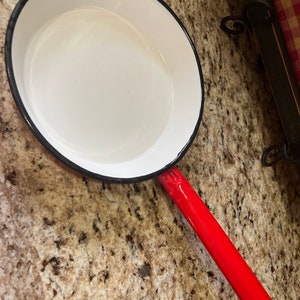 Red Enamelware Frying Pan Vintage Red White Black Enamelware Small Enamelware Skillet Mid Century Cookware Farmhouse Decor