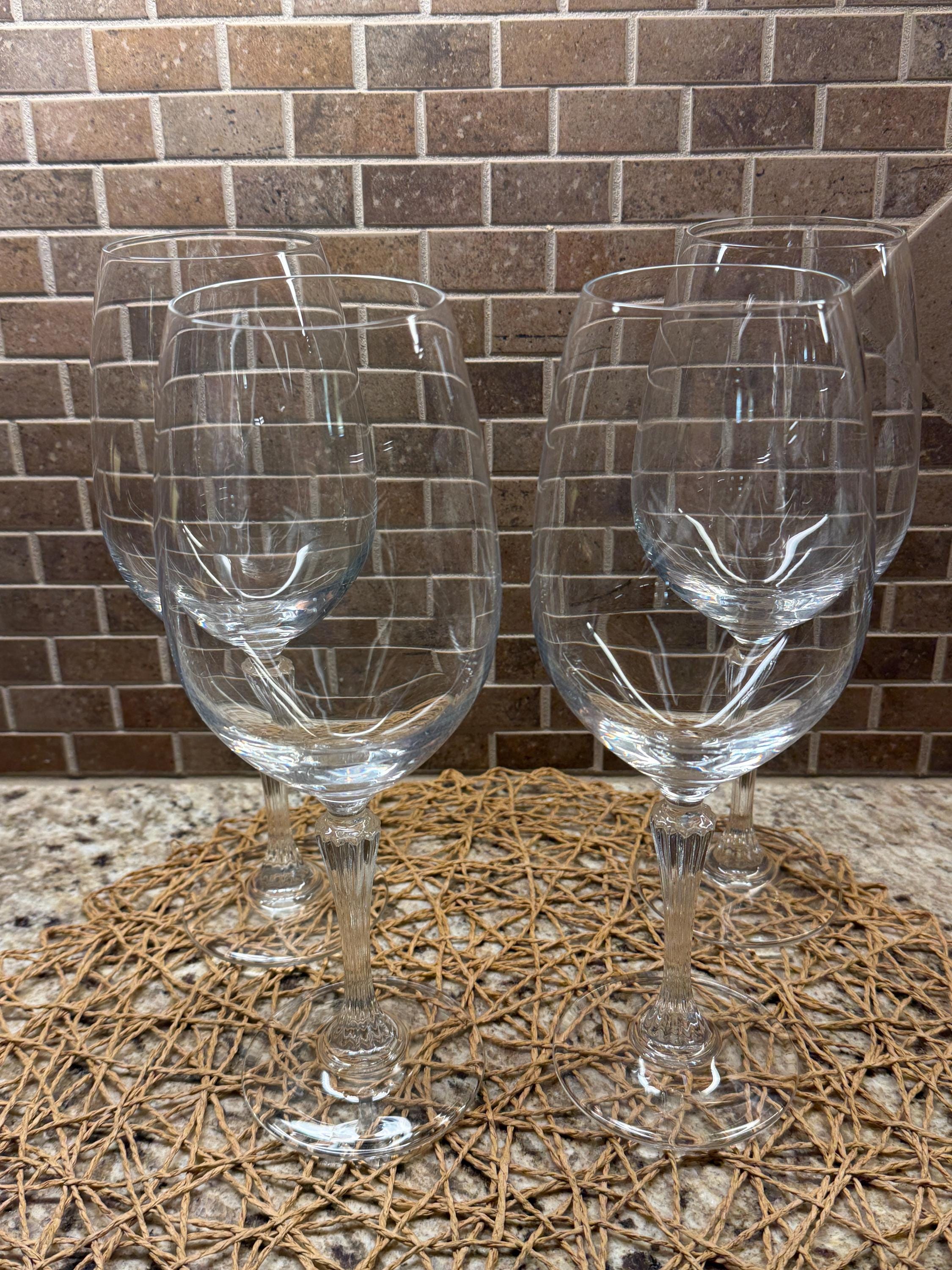 RCR Cristalleria Italiana Aria Wine Glasses 16 Oz Ribbed Stems Set