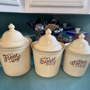 Phaltzgraff Village Canister Set Yelllow Cream Brown Trim Farmhouse Rustic Kitchen Storage Jars Flour Sugar Coffee Set of 3 READ DETAIL