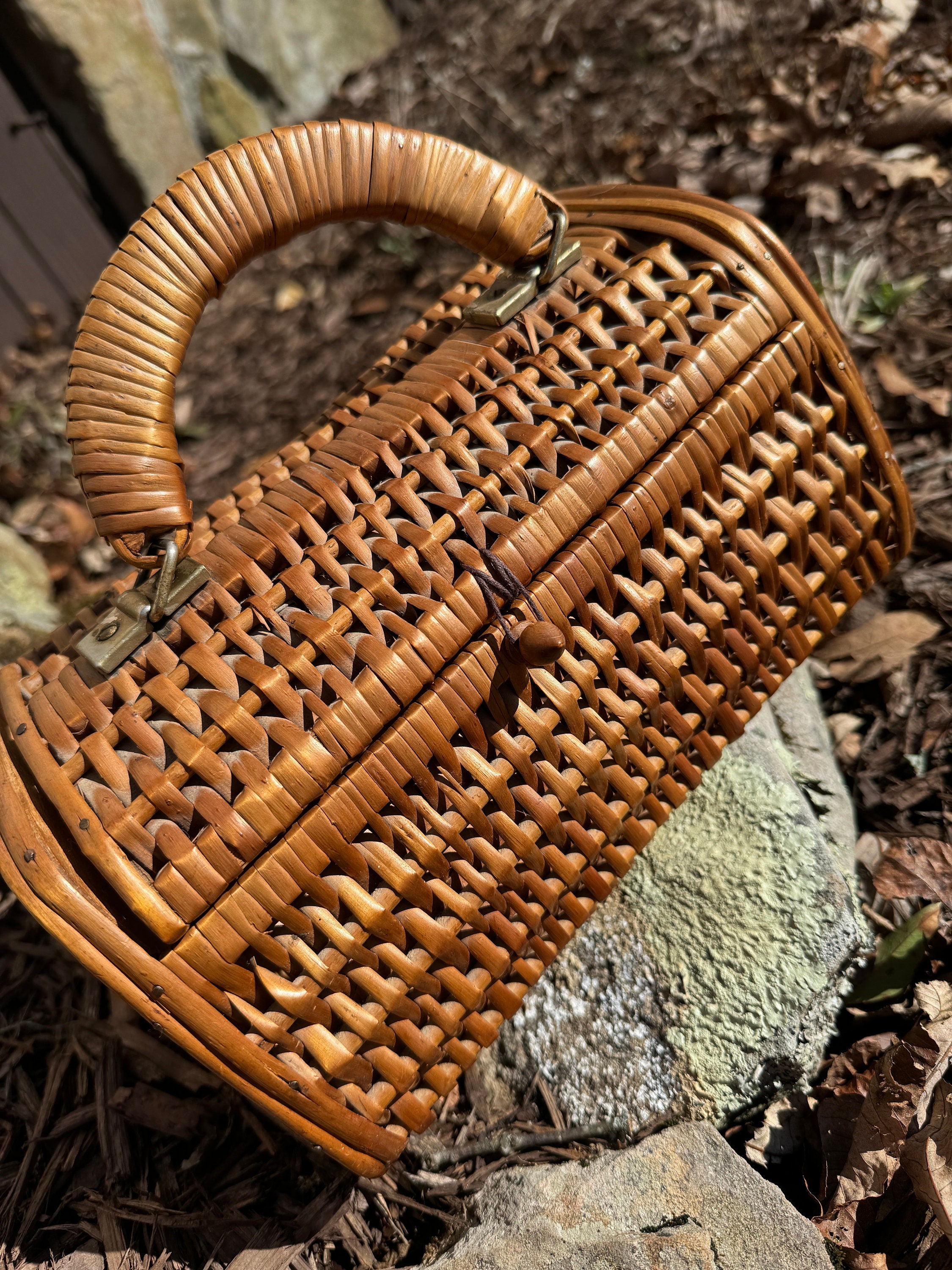 MIDAS OF MIAMI golden wicker handbag with gold beads – Vintage Carwen
