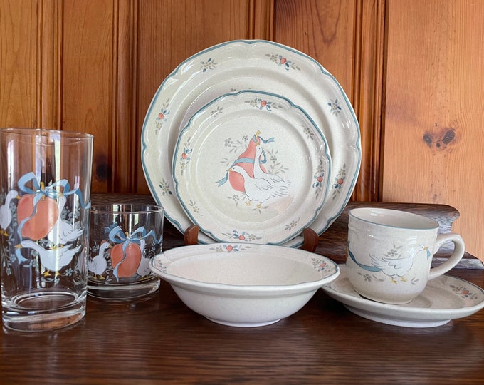 Marmalade International Country Goose Dinnerware Set Strawberry Pear