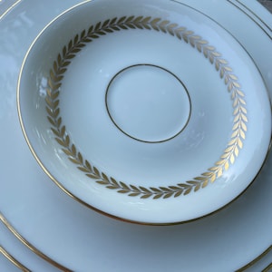 Lenox Imperial China P338, Translucent Lenox China, Lenox USA, Ivory with Gold Laurel Trim, Set of 4 READ DETAIL