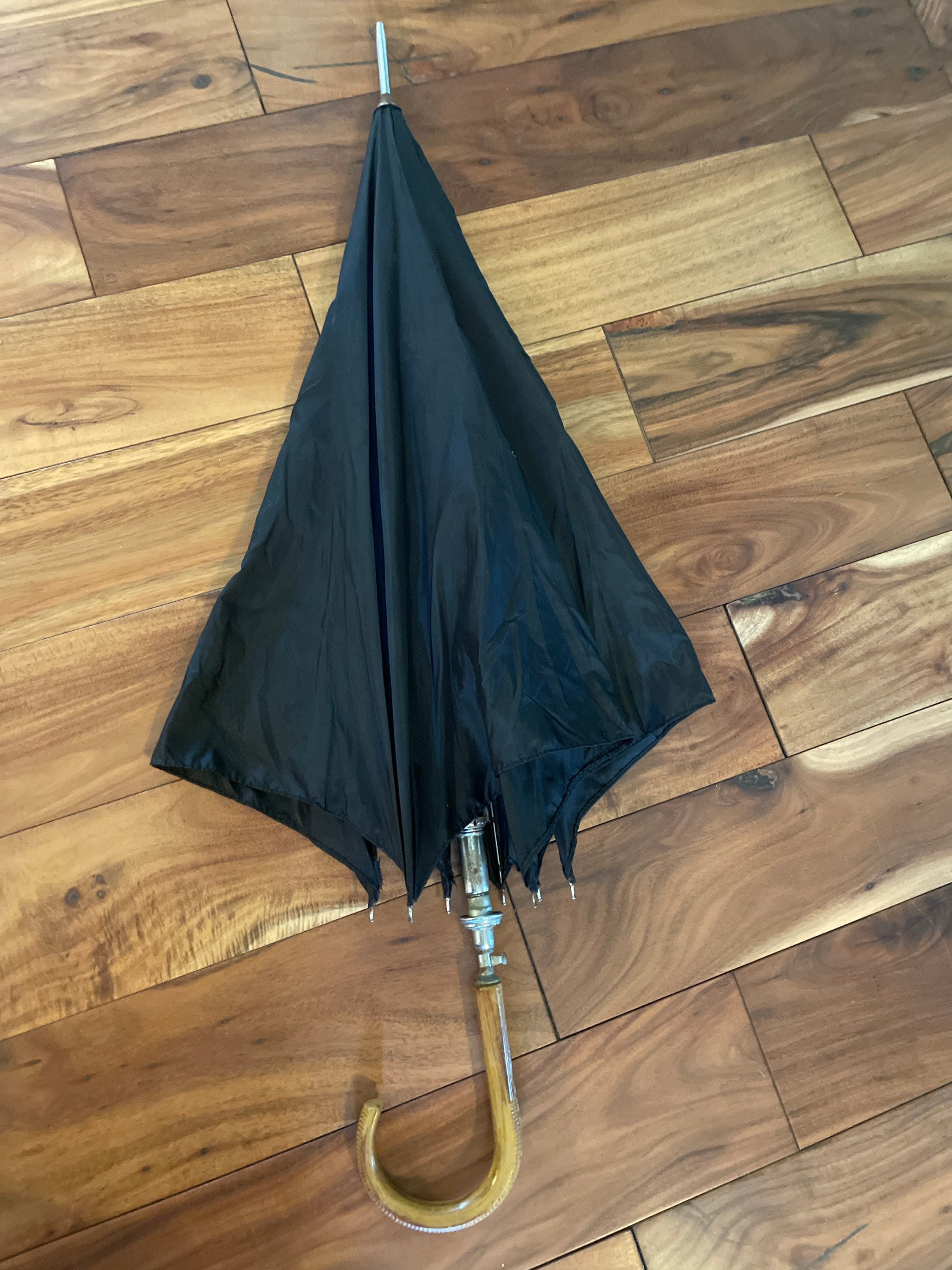 Wooden Handle Umbrella 