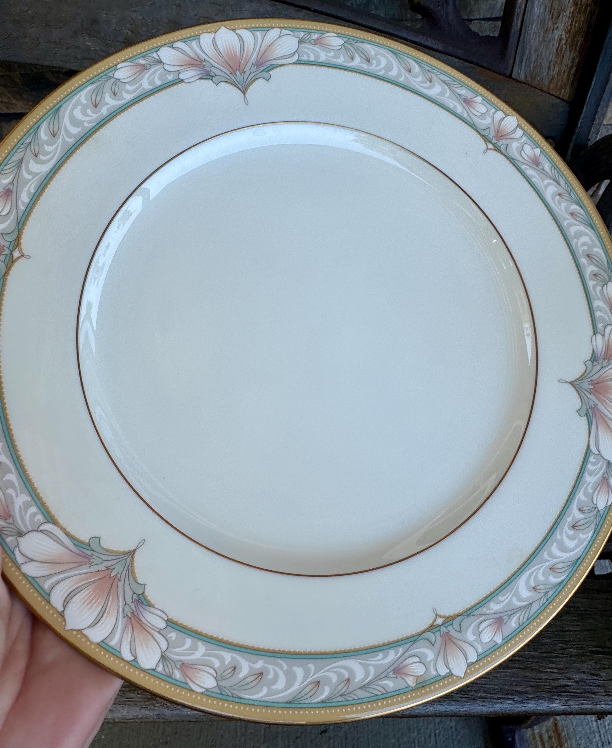 Noritake Barrymore Bone China 9737 Gold Trim Peach Aqua