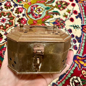 Copper Cricket Box Lidded Trinket Box Incense Burner Indian Ornate Jewelry Box Vintage Vanity Storage #T13 READ DETAILS
