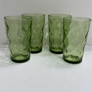 Hazel Atlas Green Juice Glasses Whiskygläser mit Diamantoptik Kleine Becher Vintage 1960er bis 1970er Jahre Vintage Barware 4er-Set T7 READ DETAIL