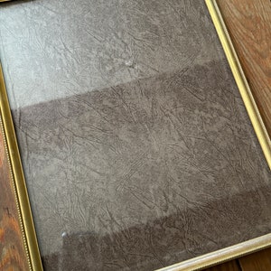 Vintage 1960’s Table Top Portrait Frame Hollywood Regency Gold Metal Picture Frame Retro Decor Photo Frame Velvet Back READ DETAIL