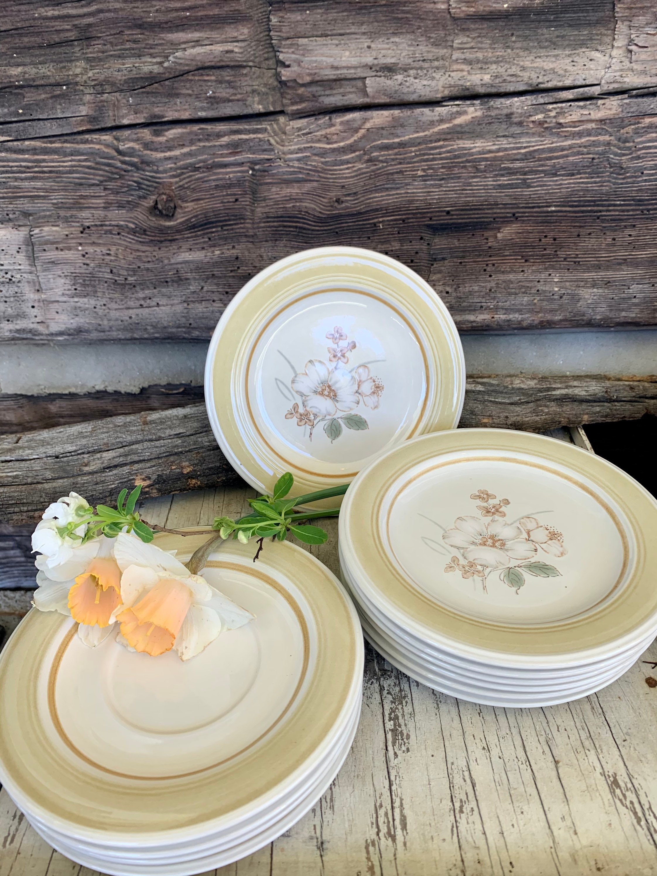 ヴィンテージ ストーンウェア デザートプレート＆ソーサー：ダニエルの