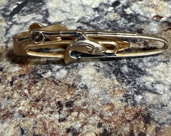 Vintage 1960’s Swank Tie Clip Necktie Bar Rod & Reel with a Fish Gold Metal