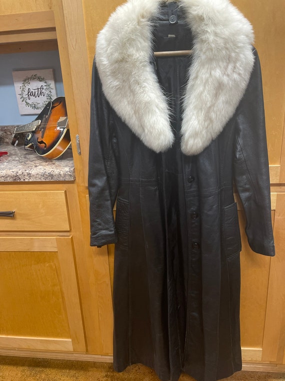 Vintage Lambskin Leather Trench Coat With Fox Fur Collar (US Size