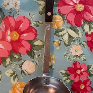EKCO Forge Stainless Steel Ladle EKCO Ladle EKCO Black Handle Spouted Dipper Vintage Kitchen Ladle Soup Spoon Kitchen Utensil B4B