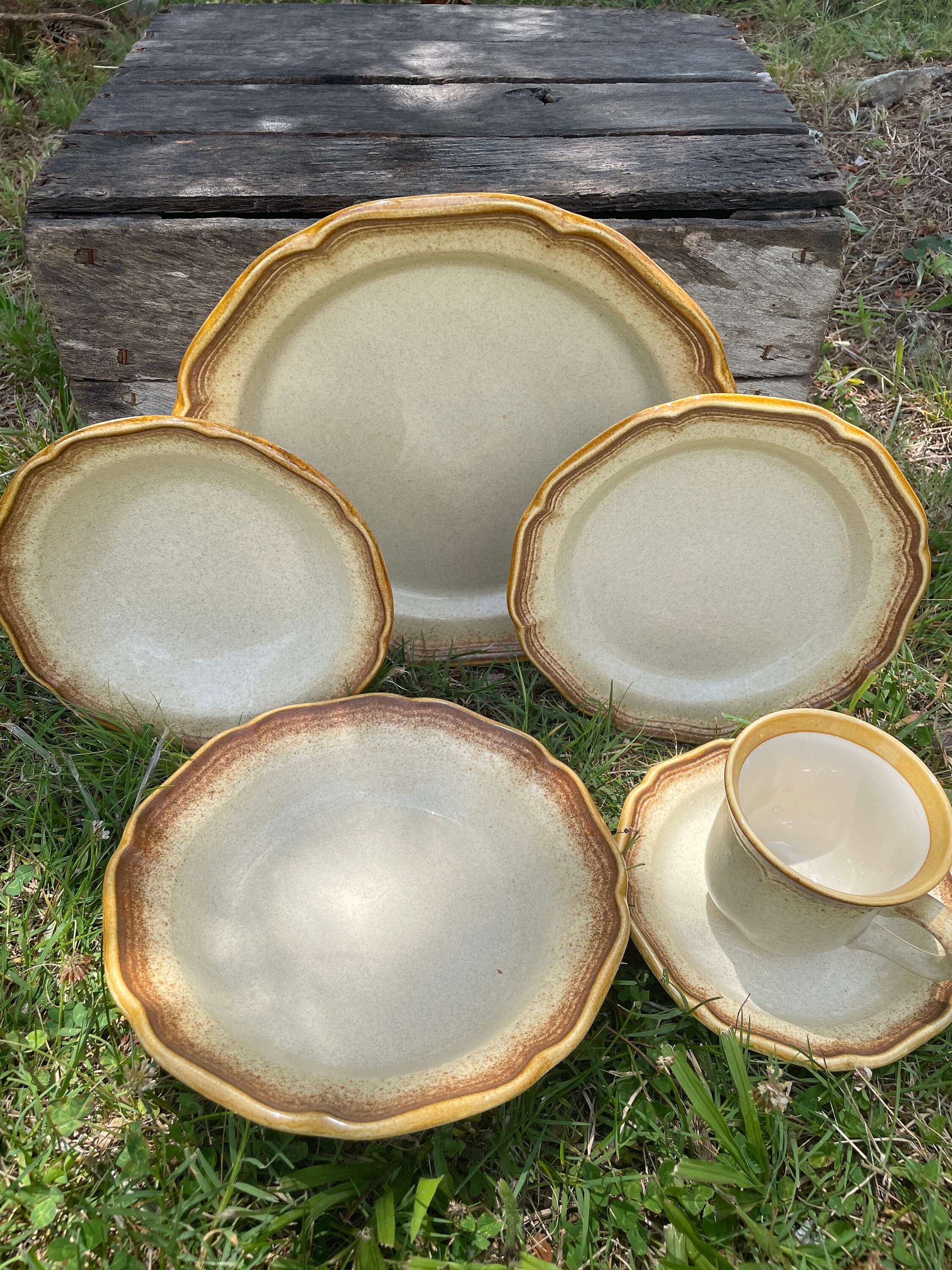 Vintage Dinnerware Mikasa E 8000 Whole Wheat Stoneware Place Setting Farmhouse Beige Brown Scalloped Edges Vintage Mikasa Set of 6 BINGL Etsy UK