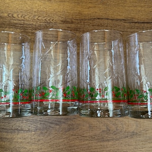 Vintage 1984 Christmas Tumblers Arby’s Holiday Barware Criss Cross Cut Coolers Highball Red Green Holly Pattern Gold Trim Set of 4 B1B