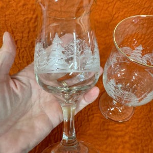 Vintage Libbey Snowy Forest Wine Glass White Winter Gold Trim Christmas Goblets Water Glasses Holiday Iced Tea Winter Barware Set of 3 C1