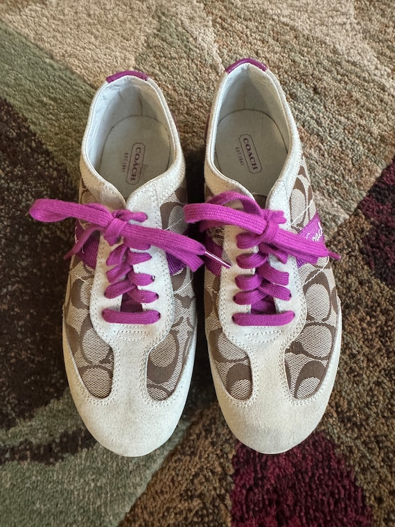 Vintage Coach Baylee Lace Up Sneakers Fuscia Beige