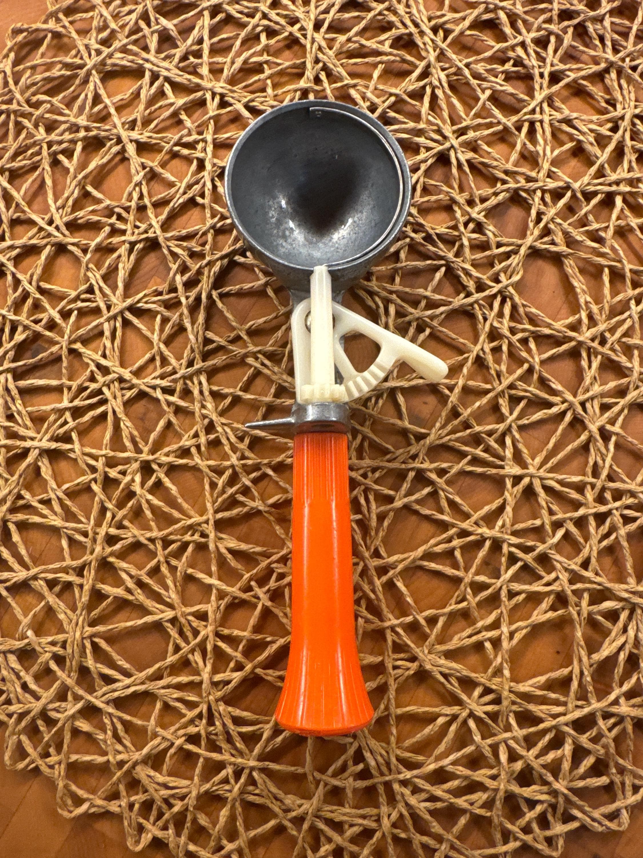 Vintage Ice Cream Scoop Bonny Products Co NY Orange Plastic Handle Thumb Release Dessert Scoop Melon Baller Ice Cream Server