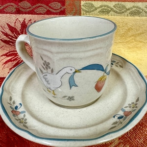 Marmalade Country Goose Cups and Saucers Strawberry Hot Coffee Mugs Farmhouse Kitchen Decor Set of 4 B1F READ DETAILS