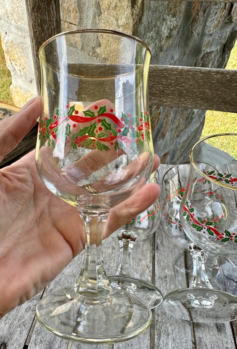 Vintage Libbey Christmas Wine Glasses Holly Berry Pattern Faceted Stem