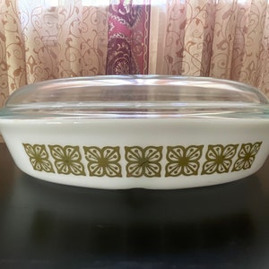 Vintage Pyrex Verde Square Green Flower 1960’s 1.5 Quart Divided Baking Dish USA Tab Handle Pasta Baking Casserole B3F READ DETAIL
