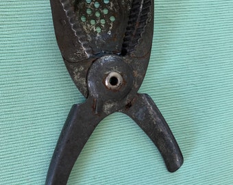Citrus Press Vaughan Chicago Lime Lemon Squeezer Vintage Juicer Farmhouse Kitchen Decor READ DETAIL