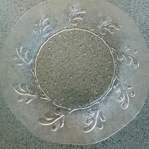 Platos de vidrio Amanda para almuerzo, con motivos de hojas texturizadas, para catering, de Anchor Hocking, juego de 4, para fiestas. LEER DETALLE T23