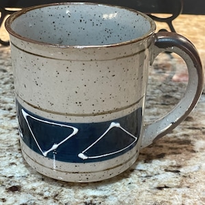 Studio Pottery Mug Mottled Textured Geometric Pattern Blue & Brown Glaze Hand Thrown Pottery Stoneware Coffee Cup READ DETAIL T21