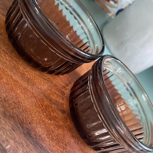 Anchor Hocking Brown Glass Ribbed Ramekins Ovenproof Soufflé Bowls Anchor Hocking 1434 Glass Custard Cups, Set of 2, #A2 READ DETAIL