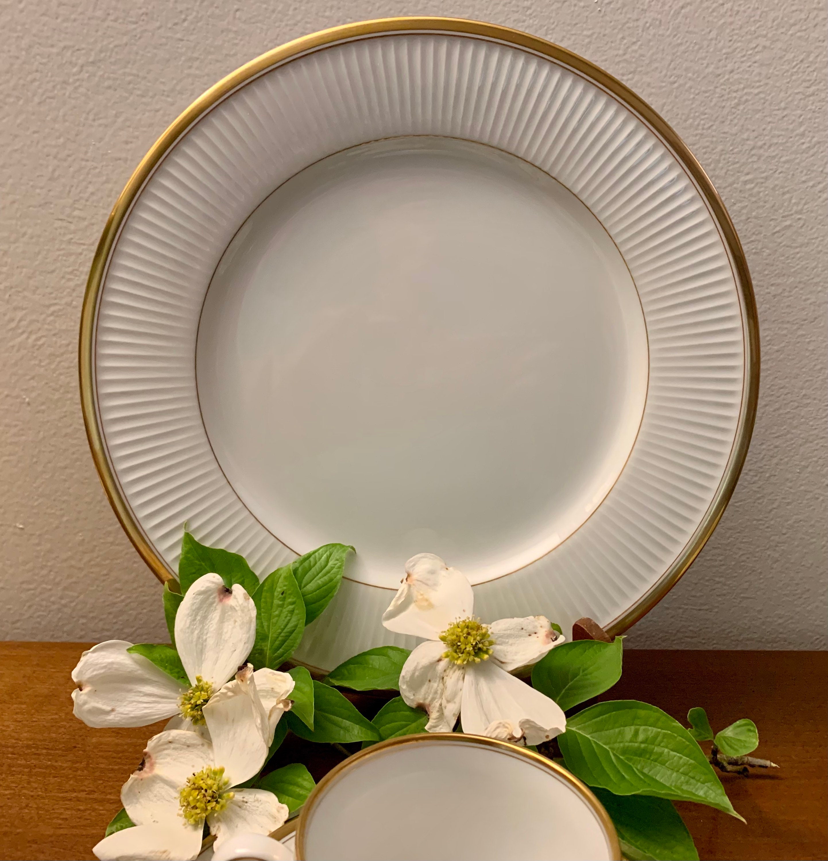 Vintage Fitz and Floyd Classique D'or Dinnerware 5-piece