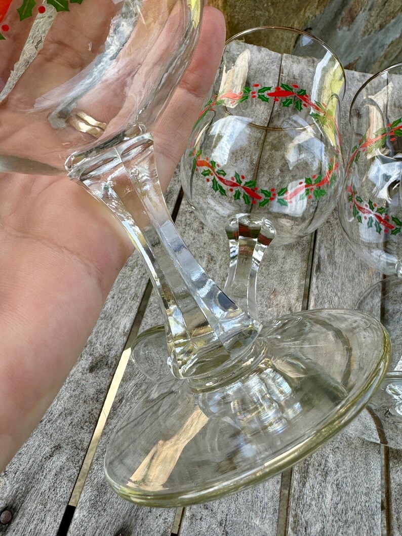 Vintage Libbey Christmas Wine Glasses Holly Berry Pattern Faceted Stem