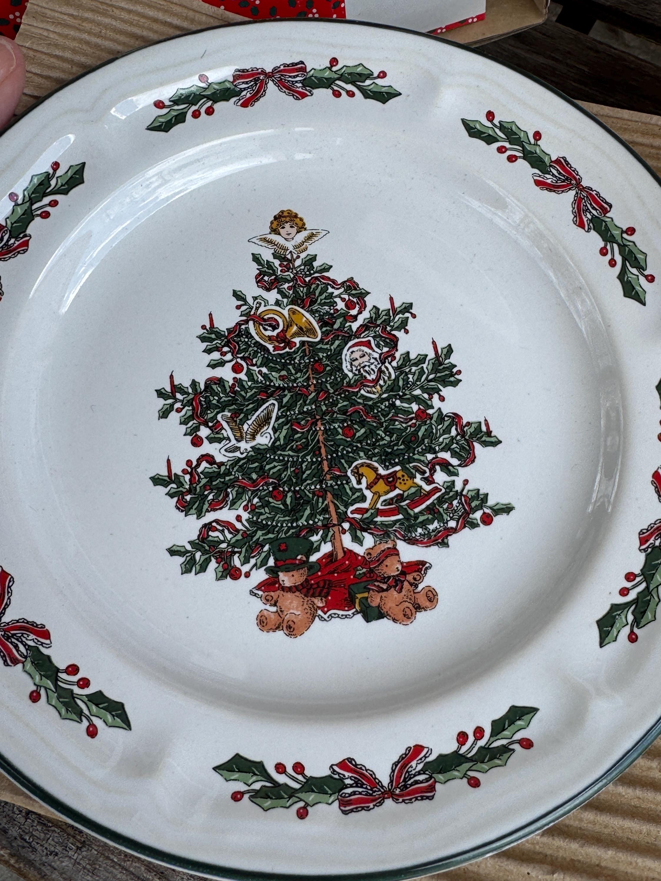 【30年前レトロ貴重】  プレートChristmas Vintage Christmas Dinnerware Set 1980 - Etsy