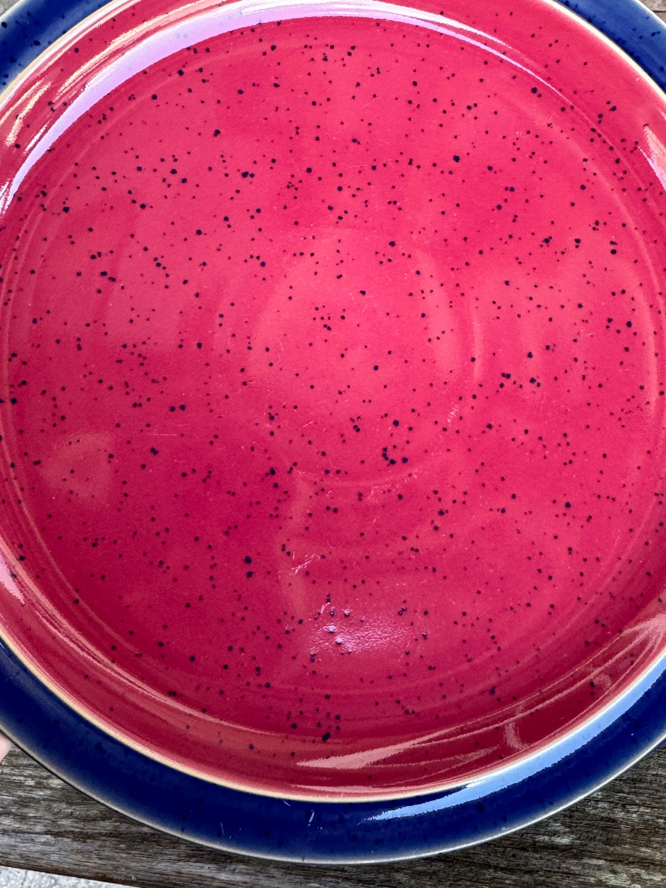 デンビー・ラングレー ハーレクイン サラダプレート 赤と青の斑点模様