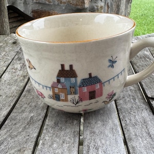 Heartland 7774 Soup Mug Handled Soup Cup Rare International Tableworks Farm Animals Floral Farmhouse Kitchen Decor