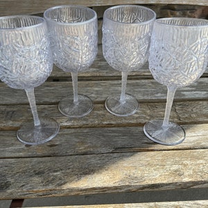 Vintage Acrylic Wine Glasses Crystal Ice Pattern Textured Stemware Water Goblets  Outdoor Wine Glasses Set of 4 T12