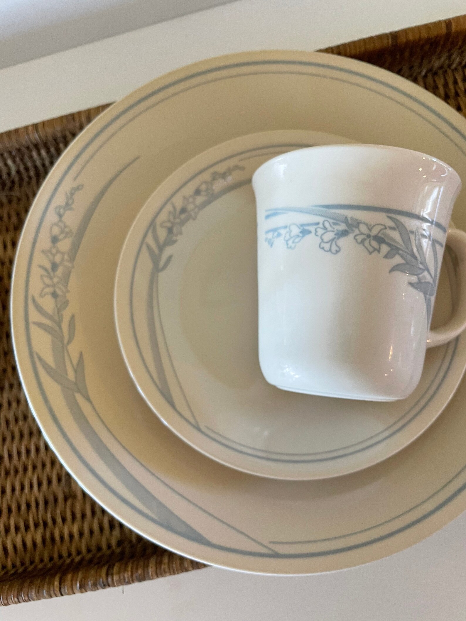 Corelle Blue Lily Dinnerware Vintage Corning Corelle Light Etsy