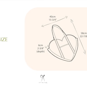 Może przedstawiać: Ilustracja torby typu tote w kształcie serca z wymiarami. Torba ma 40 cm szerokości, 58 cm wysokości i 6 cm głębokości. Słowo "SIZE" jest wyświetlane w zielonym tekście.