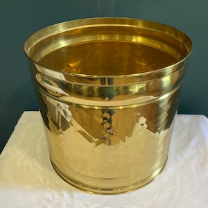 Vintage Hammered Brass Wastebasket or Planter 12.25&quot;– Diamond Pattern