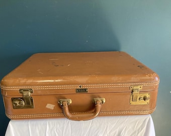 Vintage Cruisaire Leather Luggage Carry-On Suitcase – Light Brown Travel Case