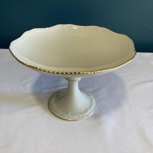 Vintage Lenox Gold Rimmed Cake Stand – Made in USA – 9&quot;