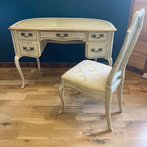 Sligh Furniture French Provincial Desk & Cane Back Chair – Vanity Writing Table