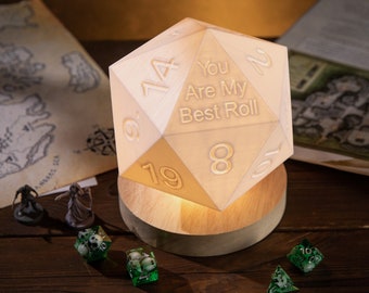 D20 Dice Lamp, Dungeons and Dragons Lamp, Personalised Gift, Dungeon Master Gift, DND Player Gift,Gift for Couples,Gift for Him,Gift for Her