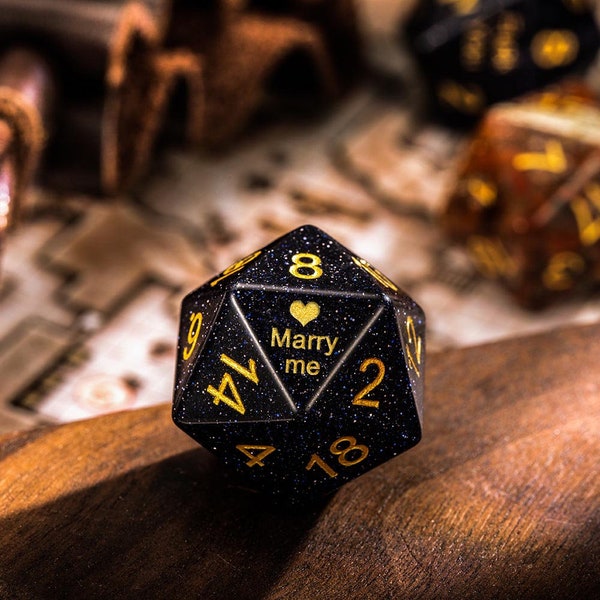 Benutzerdefinierte D20 Würfel für Vorschlag, Dungeons & Dragons, Hochzeitsgeschenk, Valentinstag Geschenk, DND Schmuck Geschenk, Geschenk für Paare, Geschenk für Rolle m Spieler