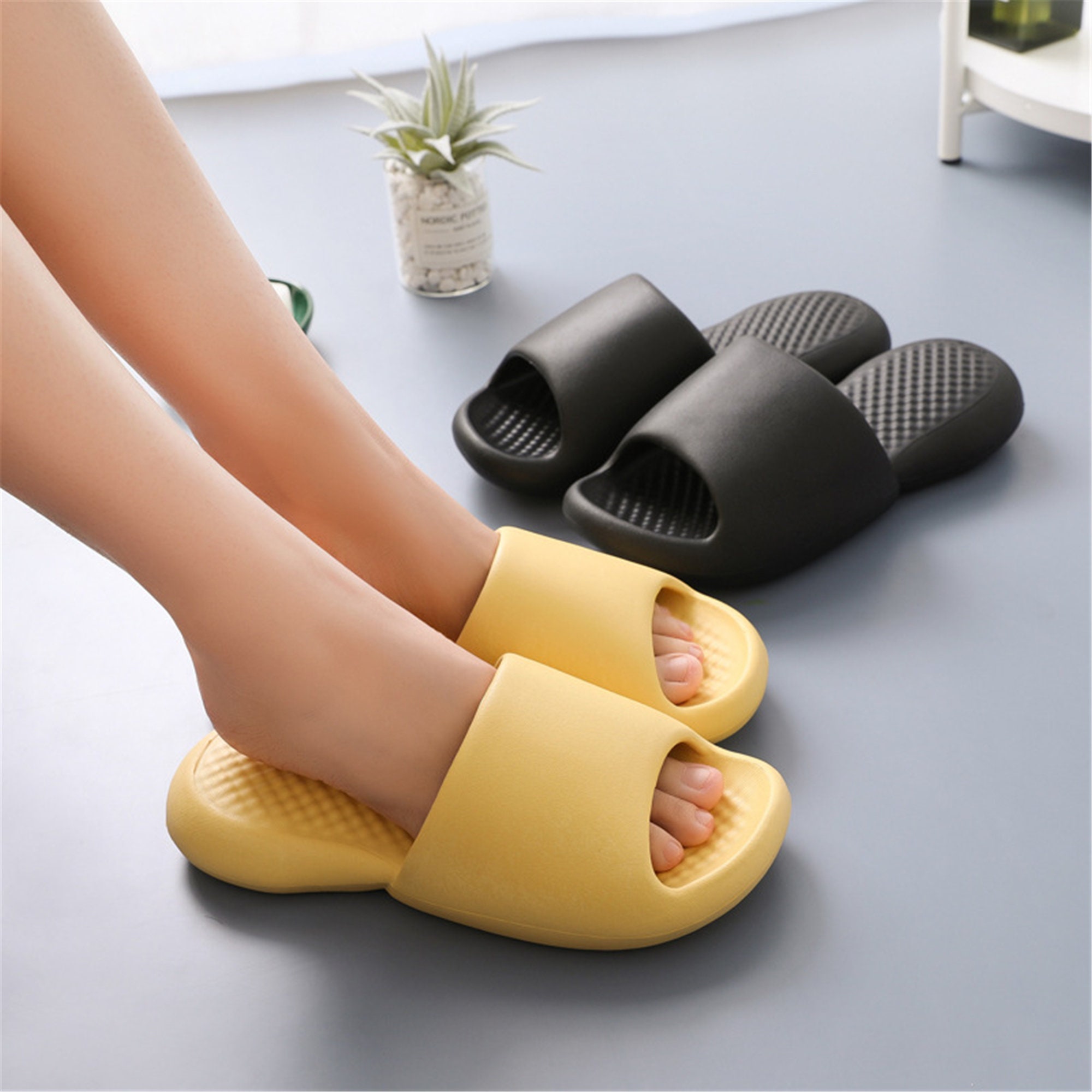 ladies plastic slippers