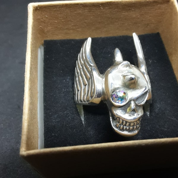 Rare Vintage Solid Silver Biker Skull Ring Winged Horned Skull multicolour AB swarovski crystal eye 23g Size UK X US 12 1990s As New