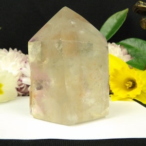 Punto di cristallo di quarzo lucido con hidden twin & rainbows 163g lucidato a mano quarzo trasparente Madagascar forma naturale Lemurian Crystal Tower A