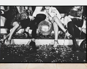 Disco Party Girls Print: Fashion Wall Art (Digital Download)