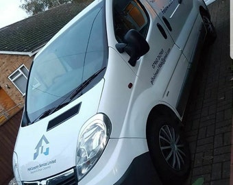 Vehicle Signage Vinyl Graphics – Long-Lasting Outdoor Commercial Decals