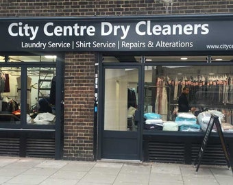 Flat Printed Signage | Custom Business Signs for Walls, Shops & Offices